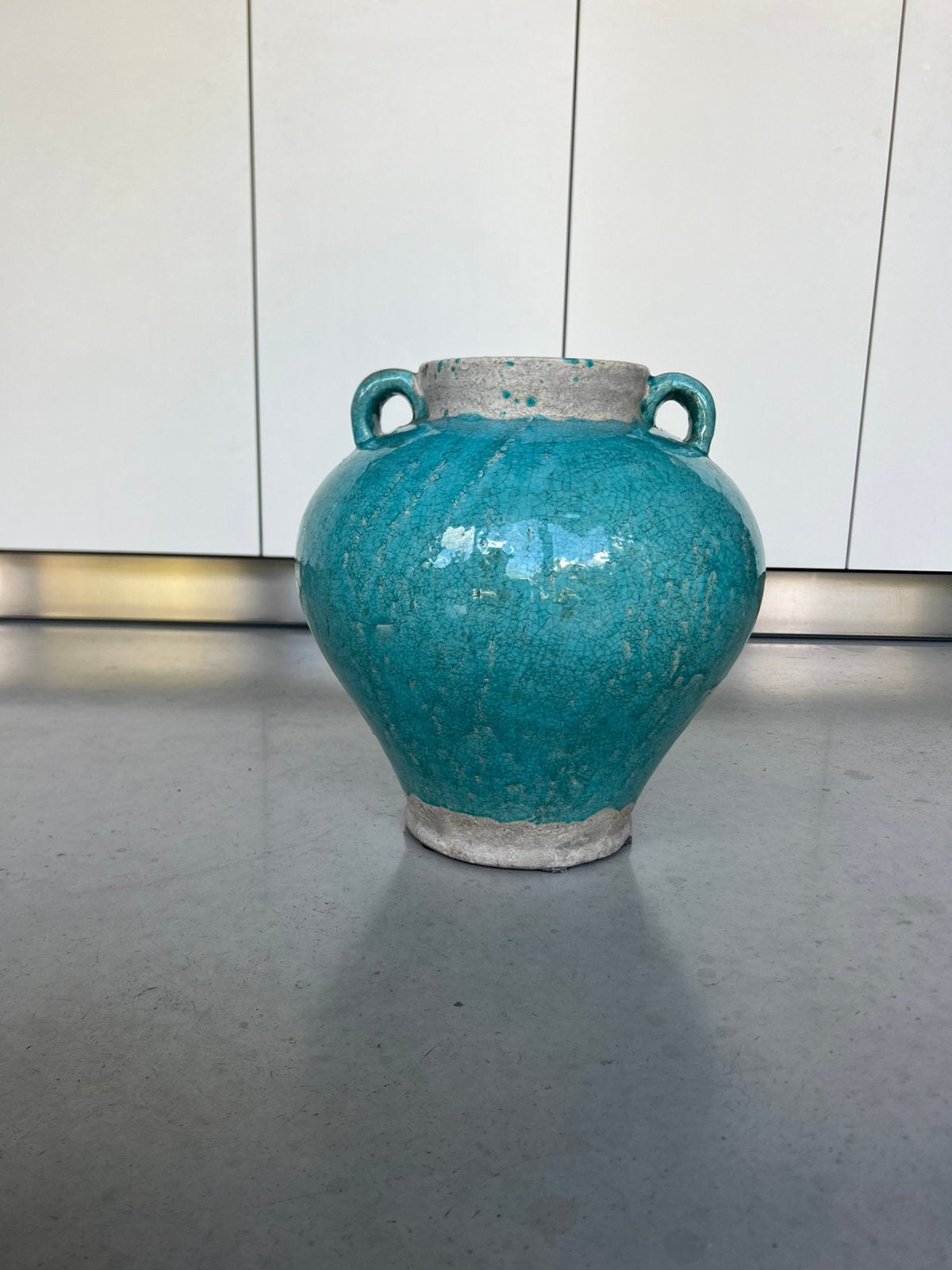 Mooie turquoise stenen kruik, 35,5cm hoog., Huis en Inrichting, Woonaccessoires | Vazen, Ophalen, Zo goed als nieuw