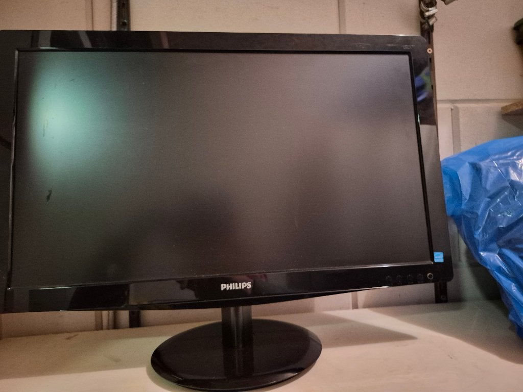 Monitor 23 inch - luidsprekers - toetsenbord, Computers en Software, Ophalen, Gebruikt, IPS, Full HD
