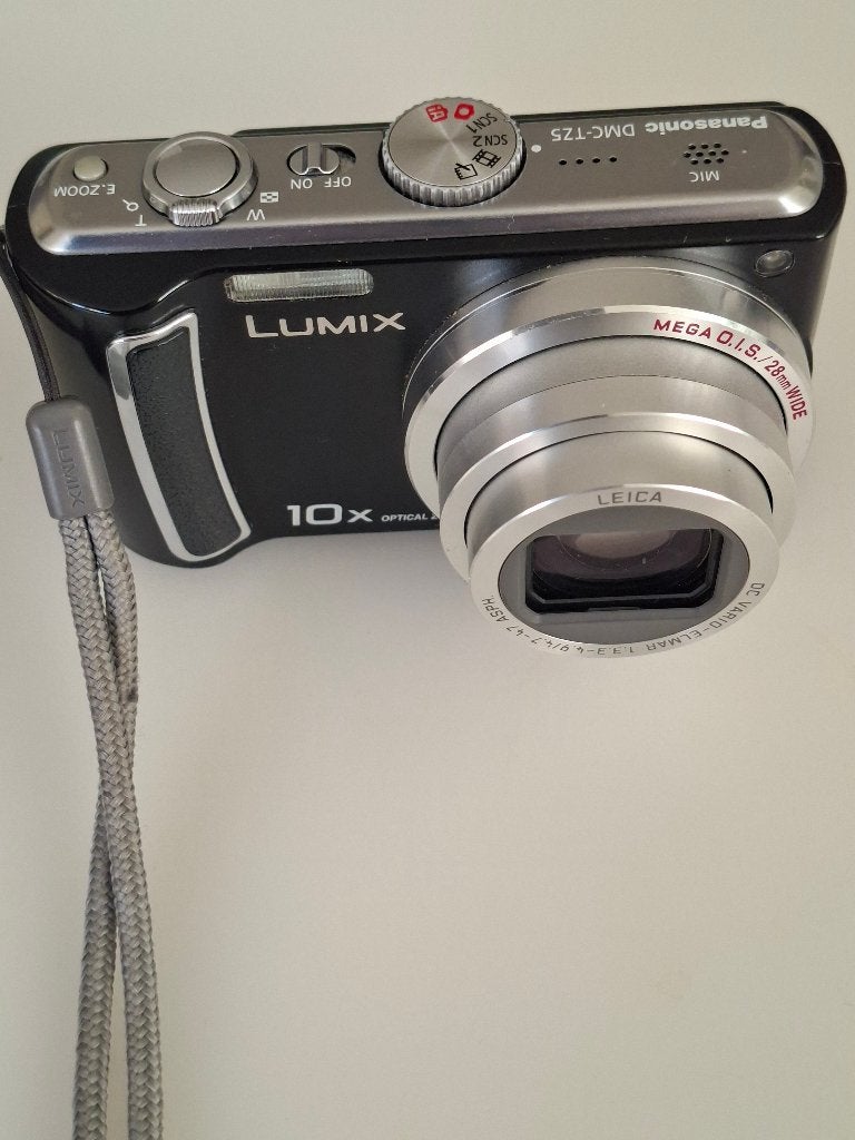 FOTO CAMERA PANASONIC LUMIX DMC-TZ5 MET BATTERIJ LADER, Panasonic, Geheugenkaart, Overige typen, Ophalen of Verzenden