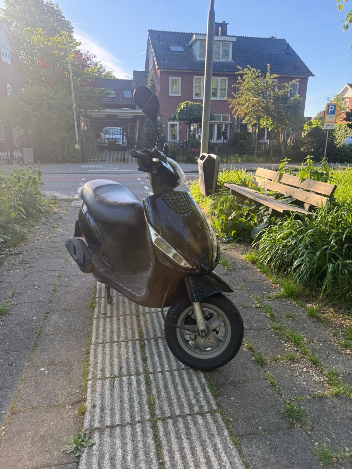 Zip 100cc a1 NL kenteken, Fietsen en Brommers, Ophalen of Verzenden, Zo goed als nieuw, Benzine, Piaggio