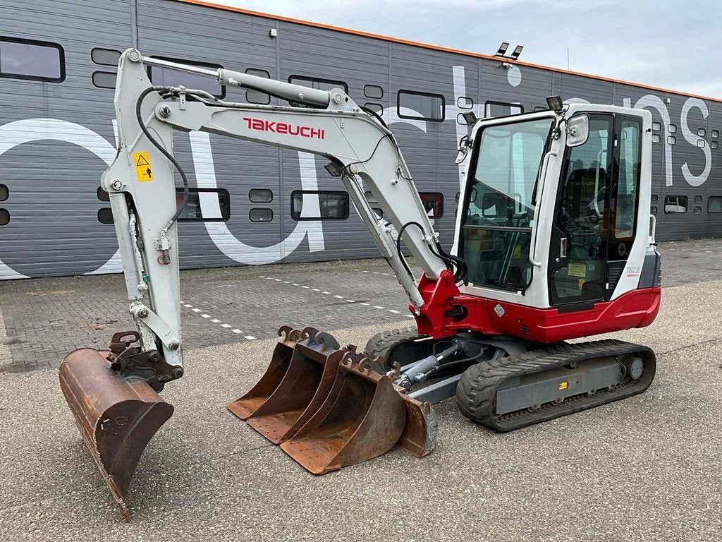 2017 Takeuchi TB235 Minigraafmachine, Zakelijke goederen, Graafmachine