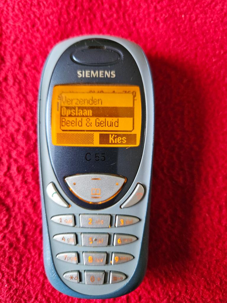 Bijna gratis Als Nieuw Siemens C55 telefoon met oplader €10, Ophalen of Verzenden, Zo goed als nieuw, Klassiek of Candybar, Zonder simlock