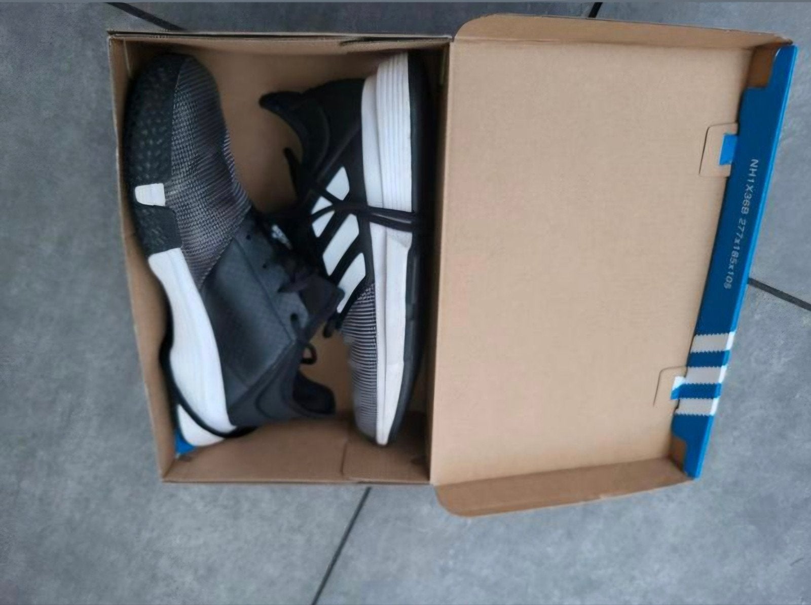 Adidas Gamecourt W Dames tennisschoenen Core Black maat 38, Adidas, Ophalen of Verzenden, Sneakers of Gympen, Grijs