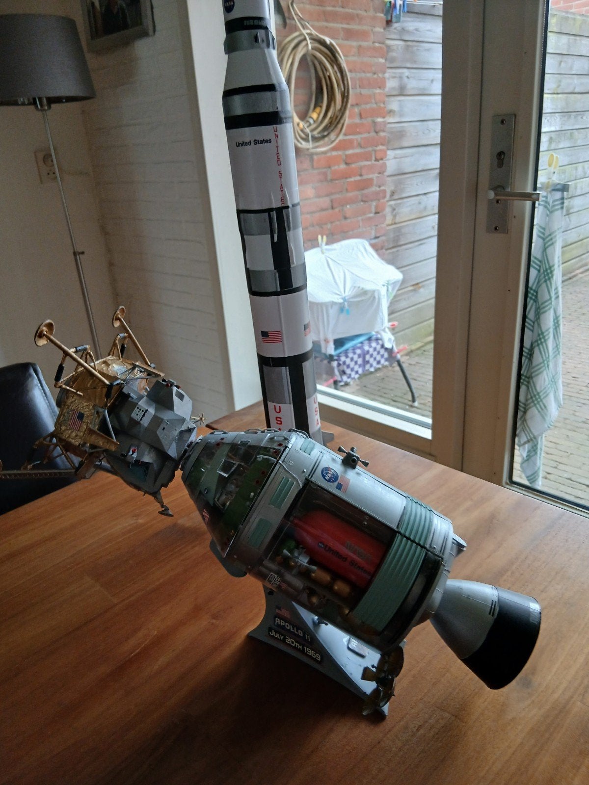 Apollo 11 en Saturn V Modelbouw Set, Zo goed als nieuw, Ophalen, Overige merken, Groter dan 1:32