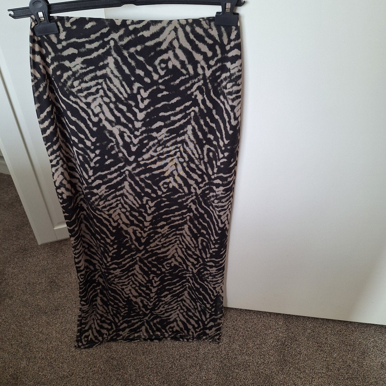 Gevoerde lange rok met zebraprint - Maat 38, Kleding | Dames, Maat 38/40 (M), Zwart, Ophalen of Verzenden, Gedragen