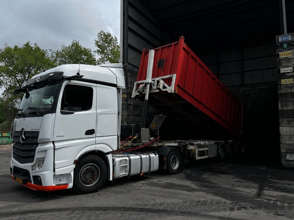 ZZP CE TRUCK DRIVER | ADR BASIC | TIPPER / BULK TRANSPORT, Vacatures, 33 - 40 uur, Overige niveaus, Freelance of Uitzendbasis