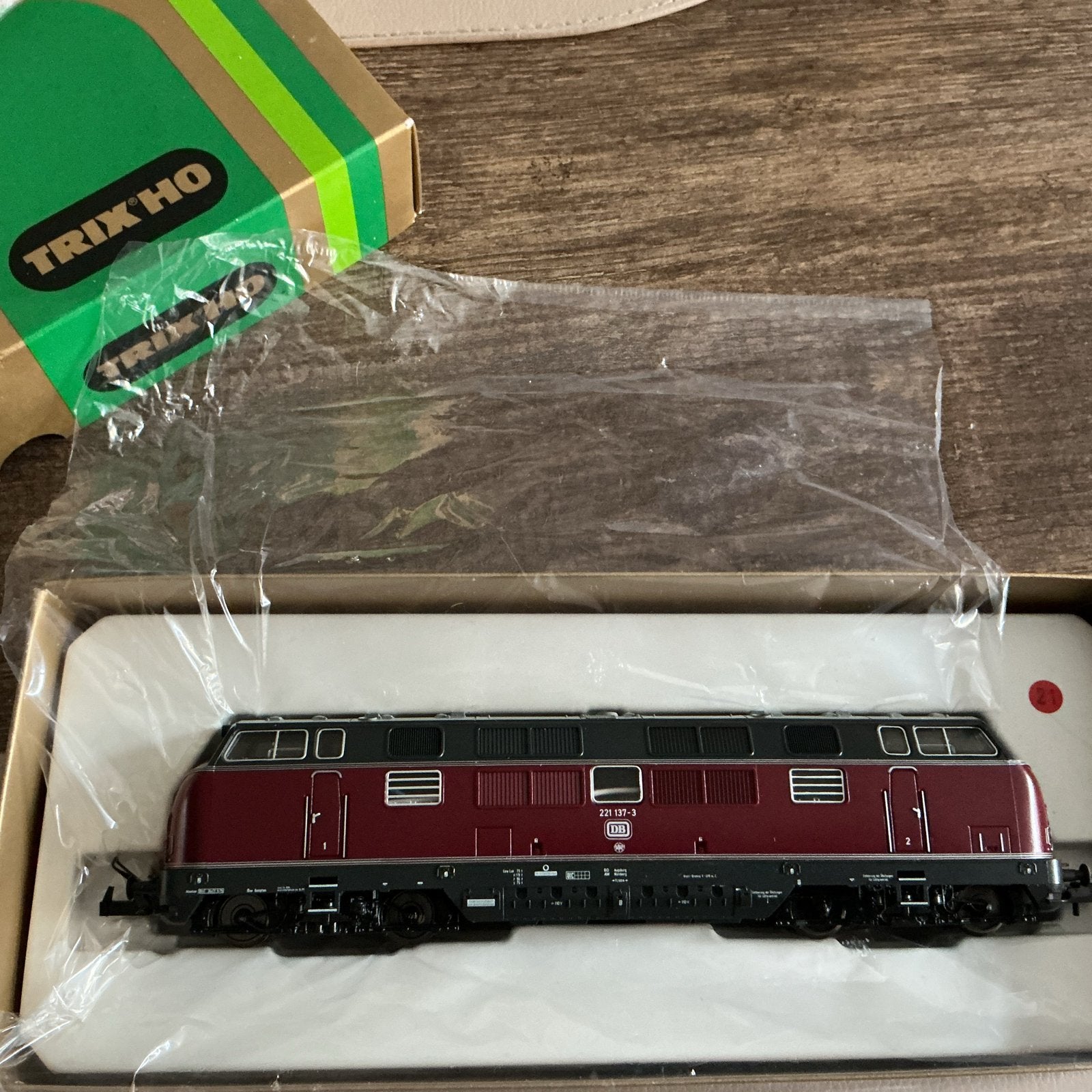 Trix H0 DB Diesellok 221 - Zo goed als nieuwnieuw, Ophalen of Verzenden, Zo goed als nieuw, Locomotief, Trix
