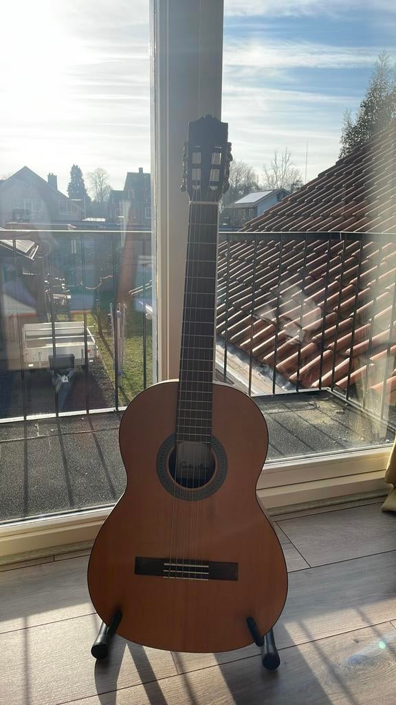 Santos y mayor arkoestische gitaar., Ophalen of Verzenden, Zo goed als nieuw, Klassieke of Spaanse gitaar, Met koffer