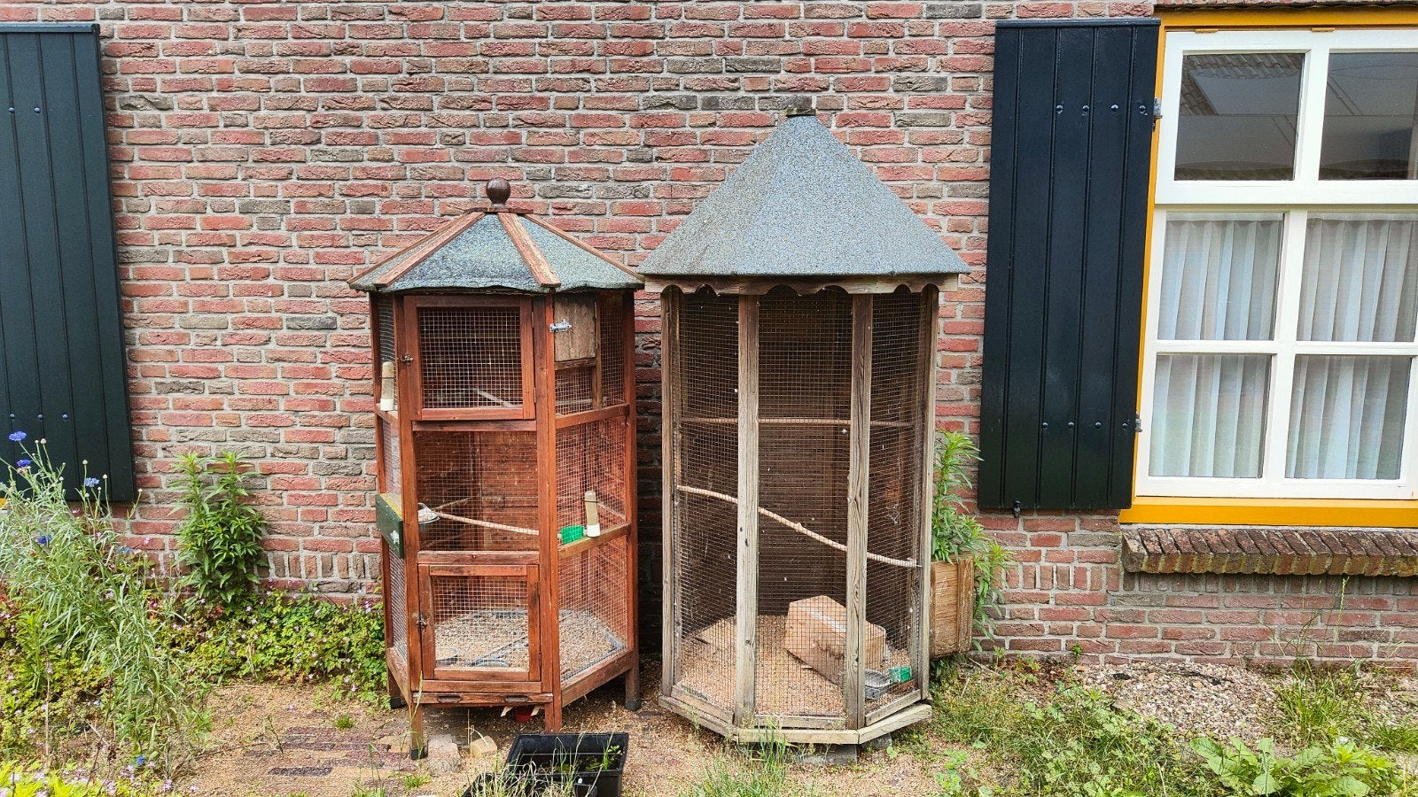 2 vogelkooien, Dieren en Toebehoren, Vogels | Hokken en Kooien, Ophalen, Hout, Vogelkooi