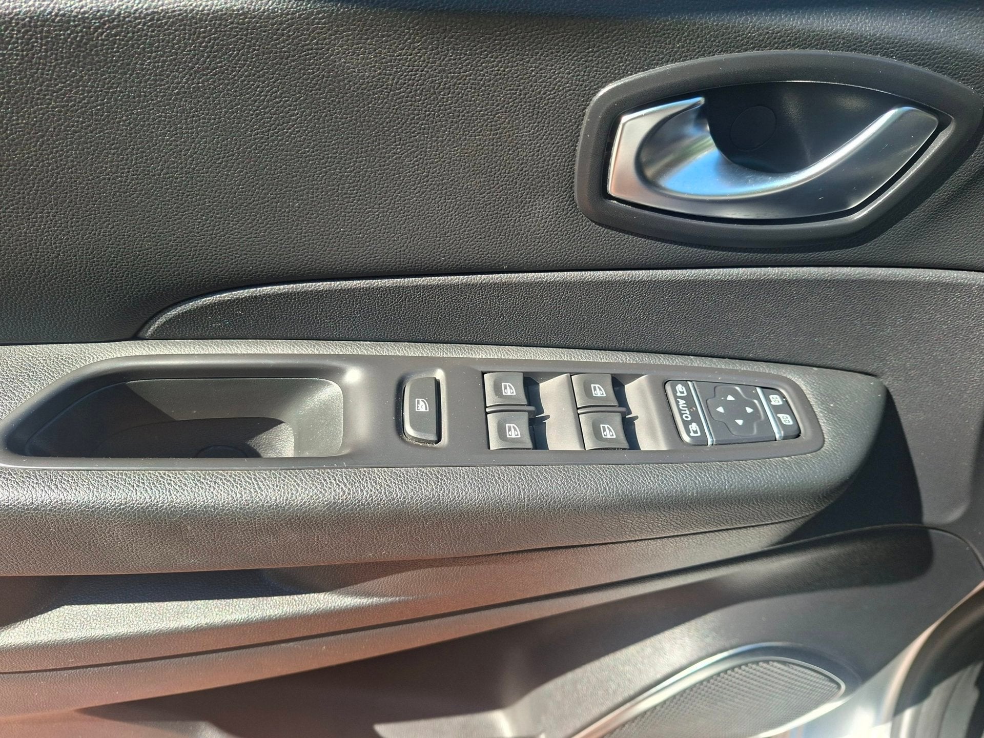 Foto 14 van Renault CAPTUR 0.9 TCe Life Navigatie Clima Xenon Isofix
