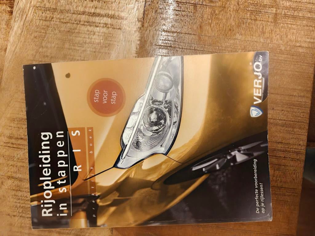 Rijopleiding in stappen - Theorieboek auto, Ophalen of Verzenden, Zo goed als nieuw, Algemeen, VERJO.bv