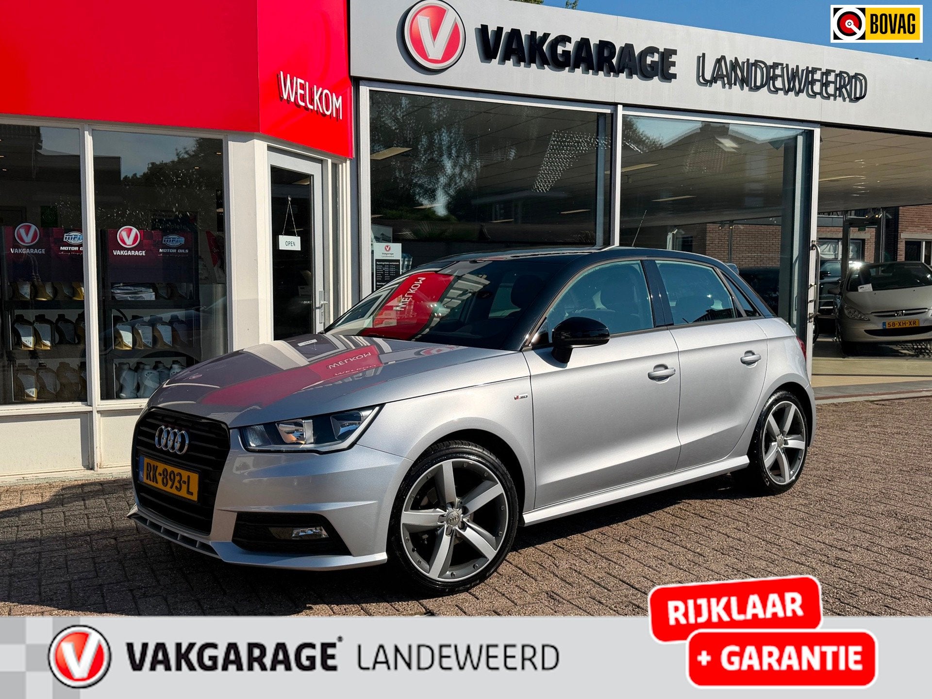Audi A1 Sportback 1.0 TFSI Sport Pro Line S, Navigatie, Trek, Auto's, Dealer onderhouden, Stof, Met garantie (alle), 4 stoelen