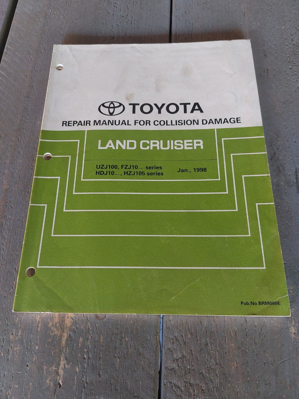 REPAIR MANUAL FOR COLLISION DAMAGE TOYOTA LANDCRUISER 100 SE, Ophalen of Verzenden