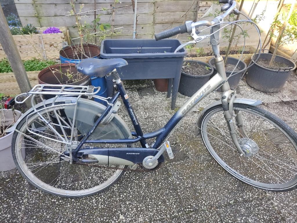 28 inch BATAVUS dames fiets met 8 versnellingen, Fietsen en Brommers, Fietsen | Dames | Damesfietsen, Ophalen, Versnellingen, Batavus