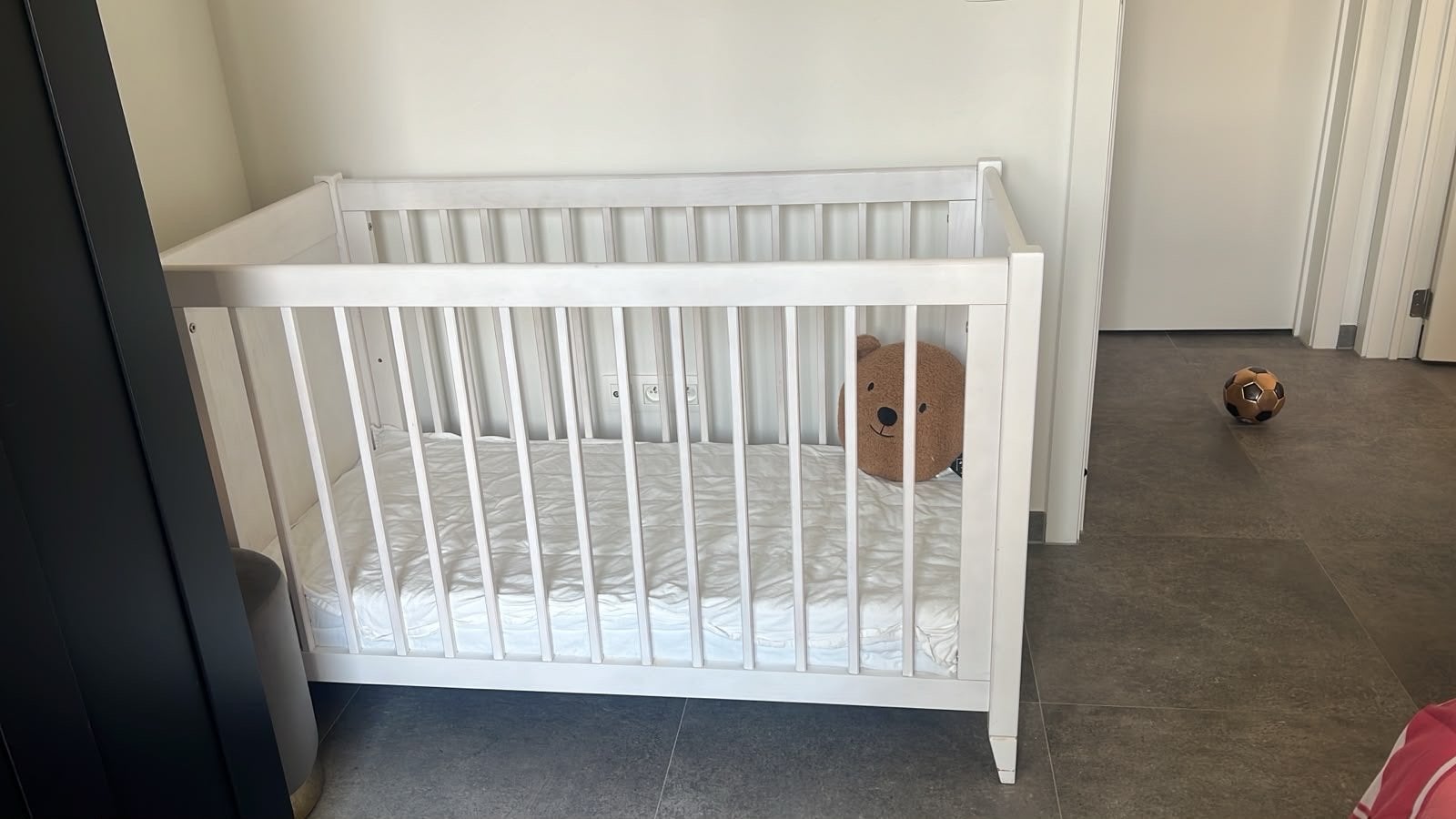 Wit houten ledikant met matras, Ophalen of Verzenden, Gebruikt, Ledikant