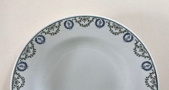 L’ Amandinoise St. Amand diep bord soepbord, Antiek en Kunst, Antiek | Servies los, Ophalen of Verzenden