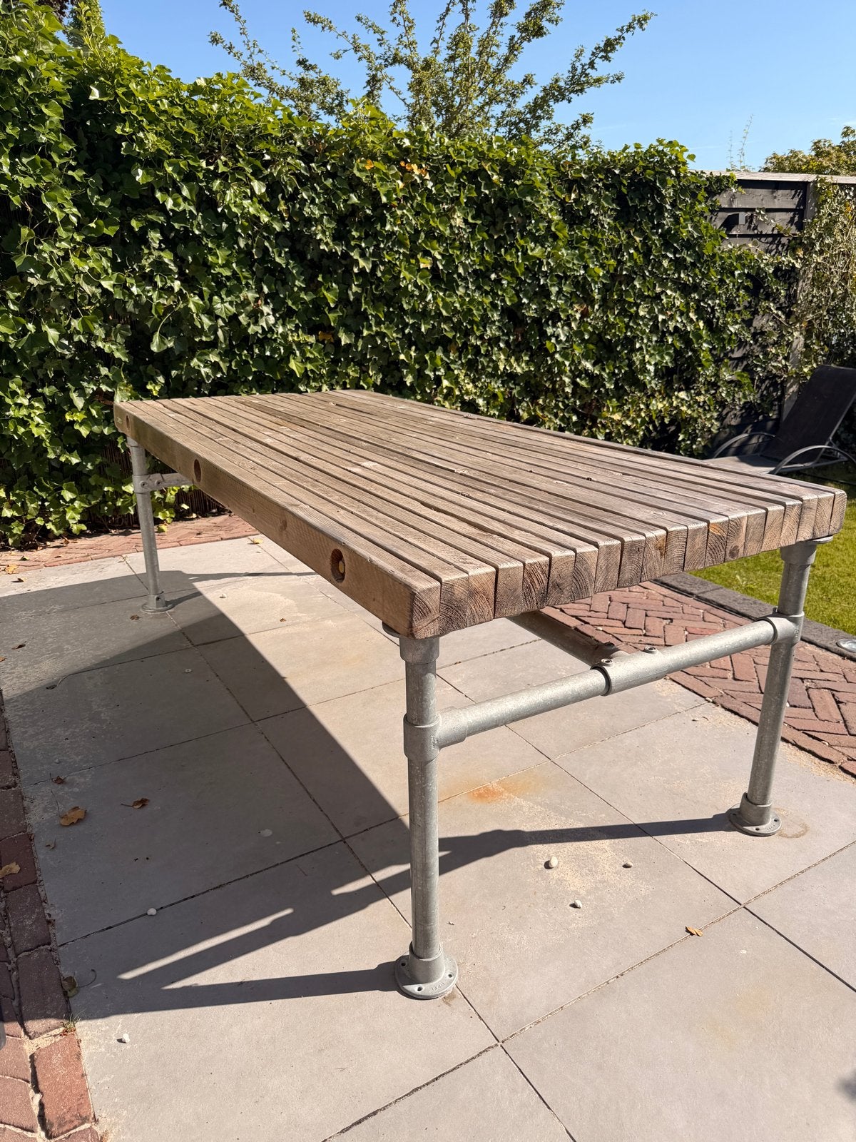 Robuuste Jorg tuintafel, eetkamertafel van hout en metaal, Tuin en Terras, Tuintafels, Ophalen, Gebruikt, Rechthoekig, Hout