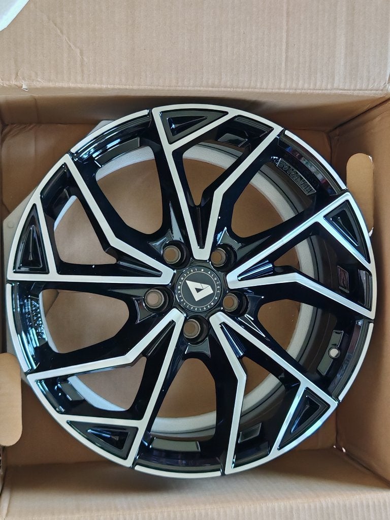 Nieuwe set ALUTEC ADX.02 18 inch velgen 5x112 ET45, Ophalen