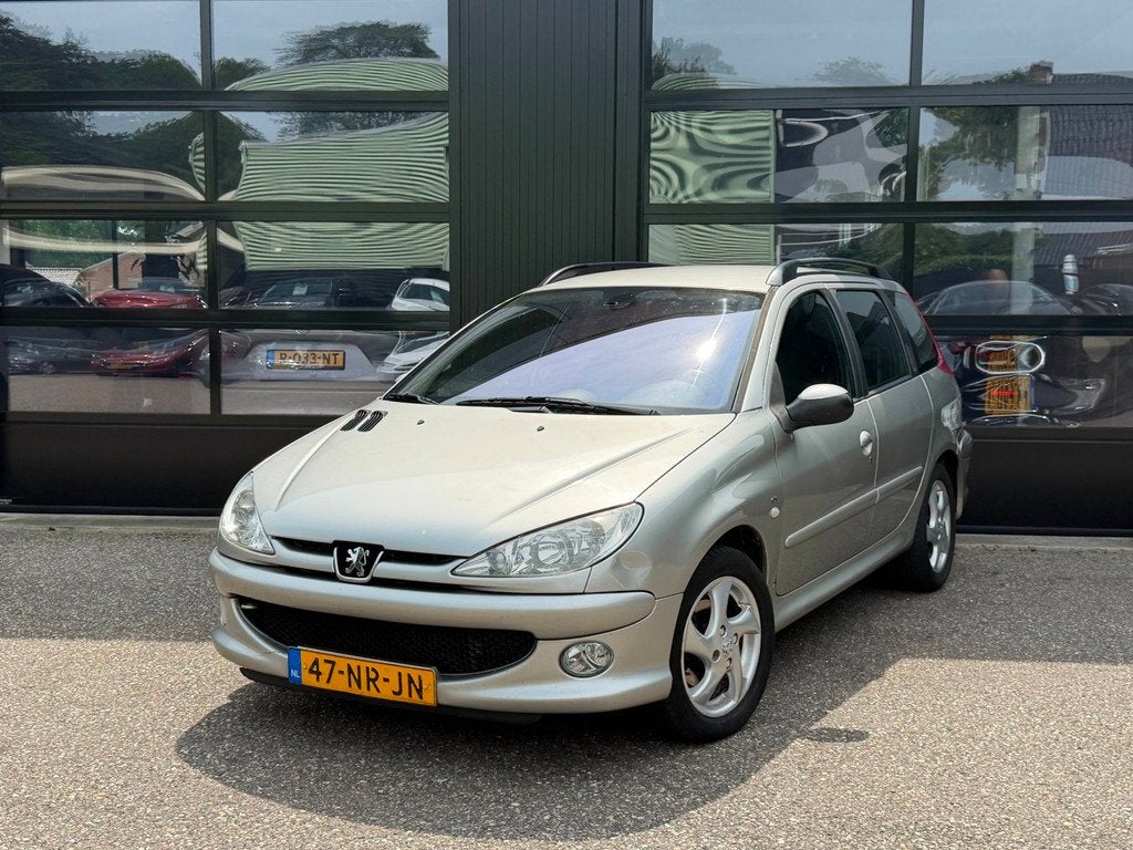 Peugeot 206 SW 1.6-16V XS Pack Elektr. Pakket APK, Auto's, Peugeot, Voorwielaandrijving, 15 km/l, 4 cilinders, Origineel Nederlands