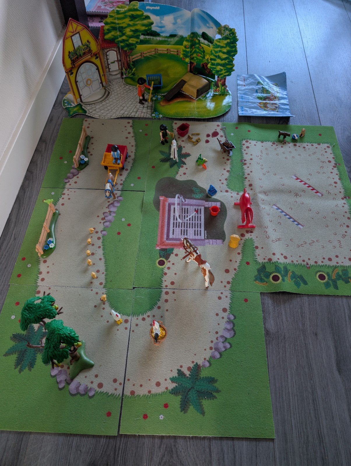Playmobil boerderij met diverse grondplaten, Ophalen of Verzenden, Gebruikt