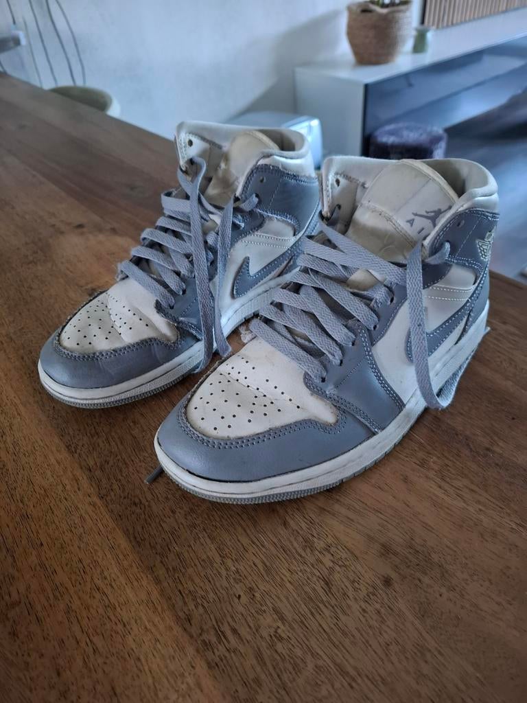 Nike Air Jordan 1 Mid Light Smoke Grey mt. 38, Kleding | Heren, Schoenen, Ophalen, Gedragen