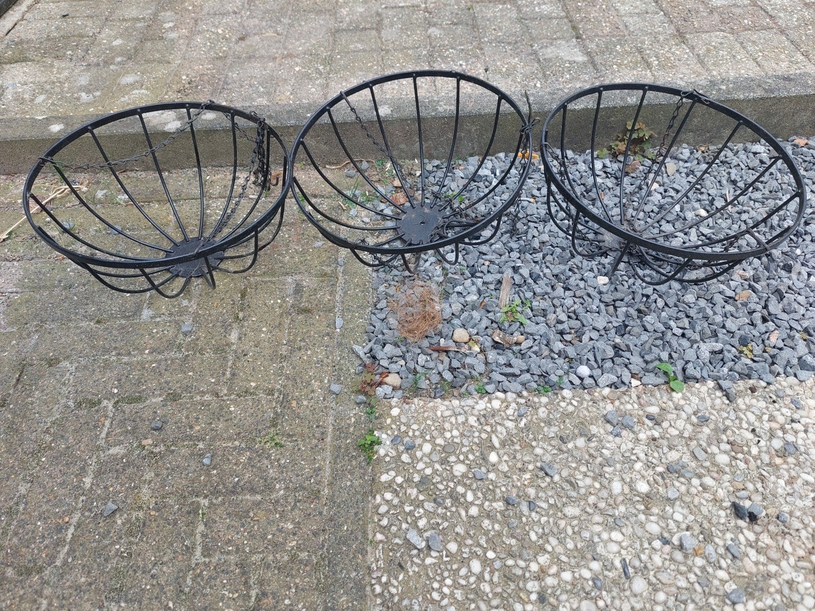 3 hanging baskets, Tuin en Terras, Ophalen, Gebruikt, Minder dan 30 cm, Rond