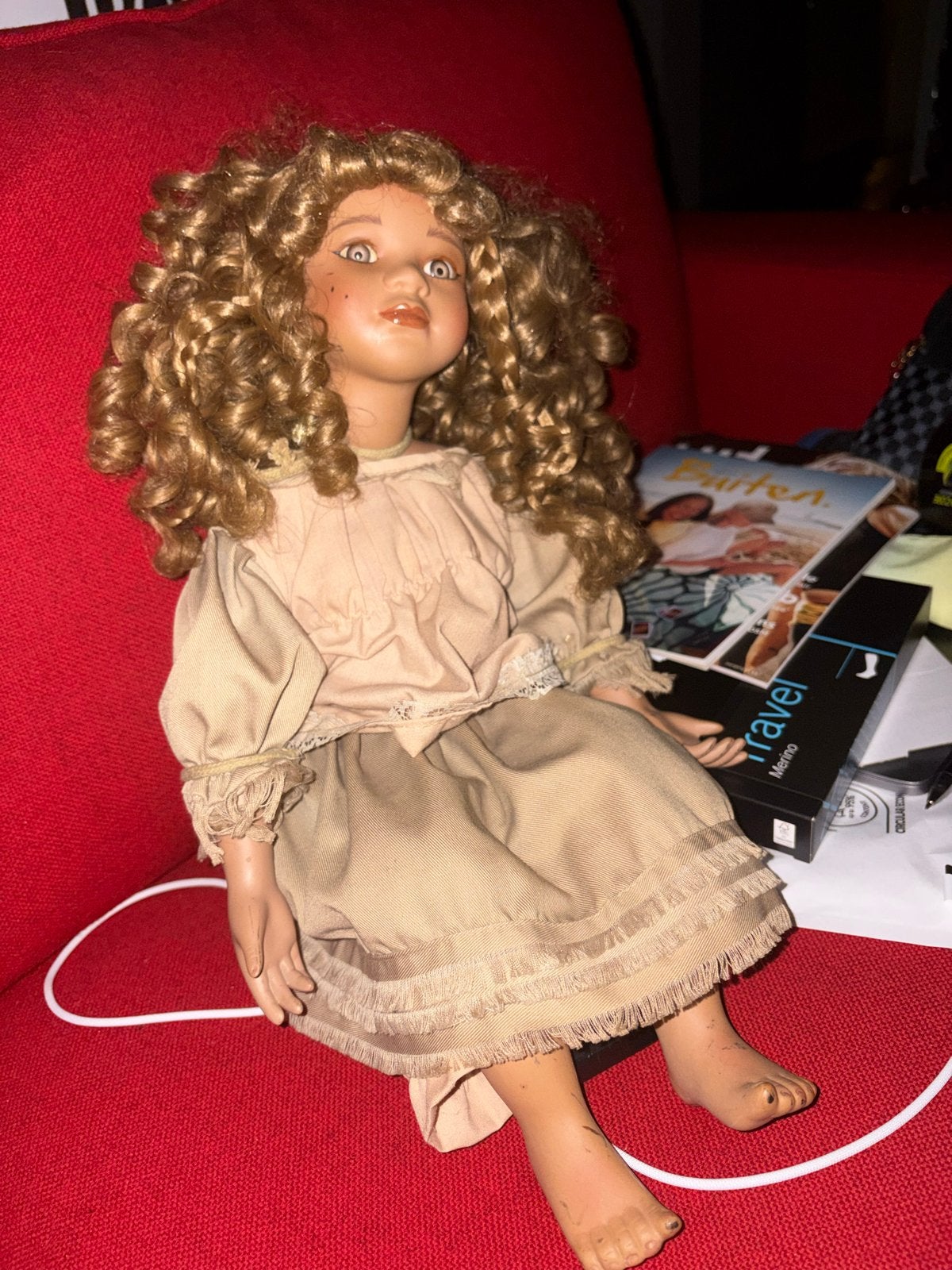 Vintage porseleinen pop met krullend haar, Ophalen of Verzenden, Gebruikt, Pop