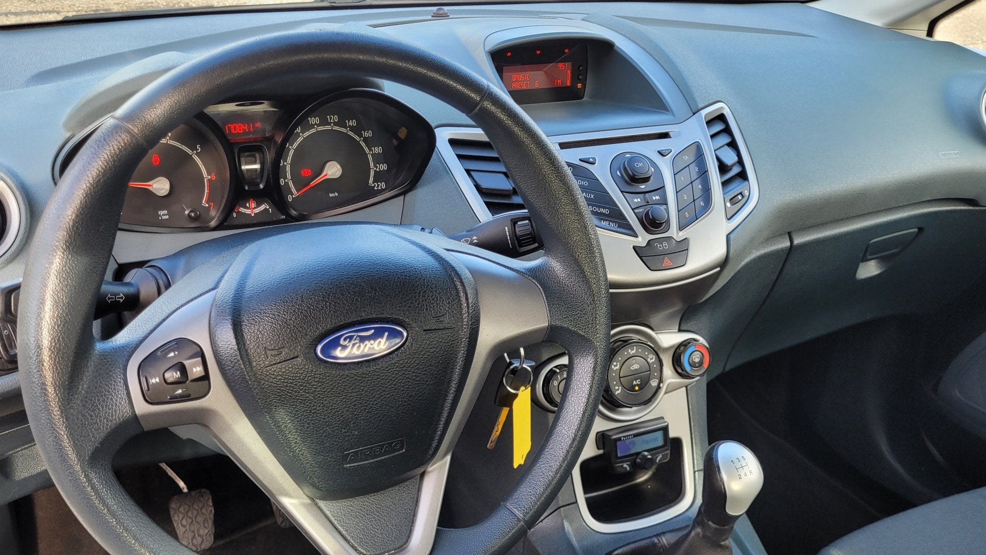 Ford Fiesta 1.25 Limited Airco Zeer netjes (bj 2010), Voorwielaandrijving, Euro 5, Gebruikt, 4 cilinders