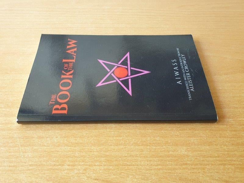 Aiwass / Aleister Crowley - The Book of the Law, Boeken, Gelezen, Spiritualiteit algemeen, Ophalen of Verzenden, Overige typen
