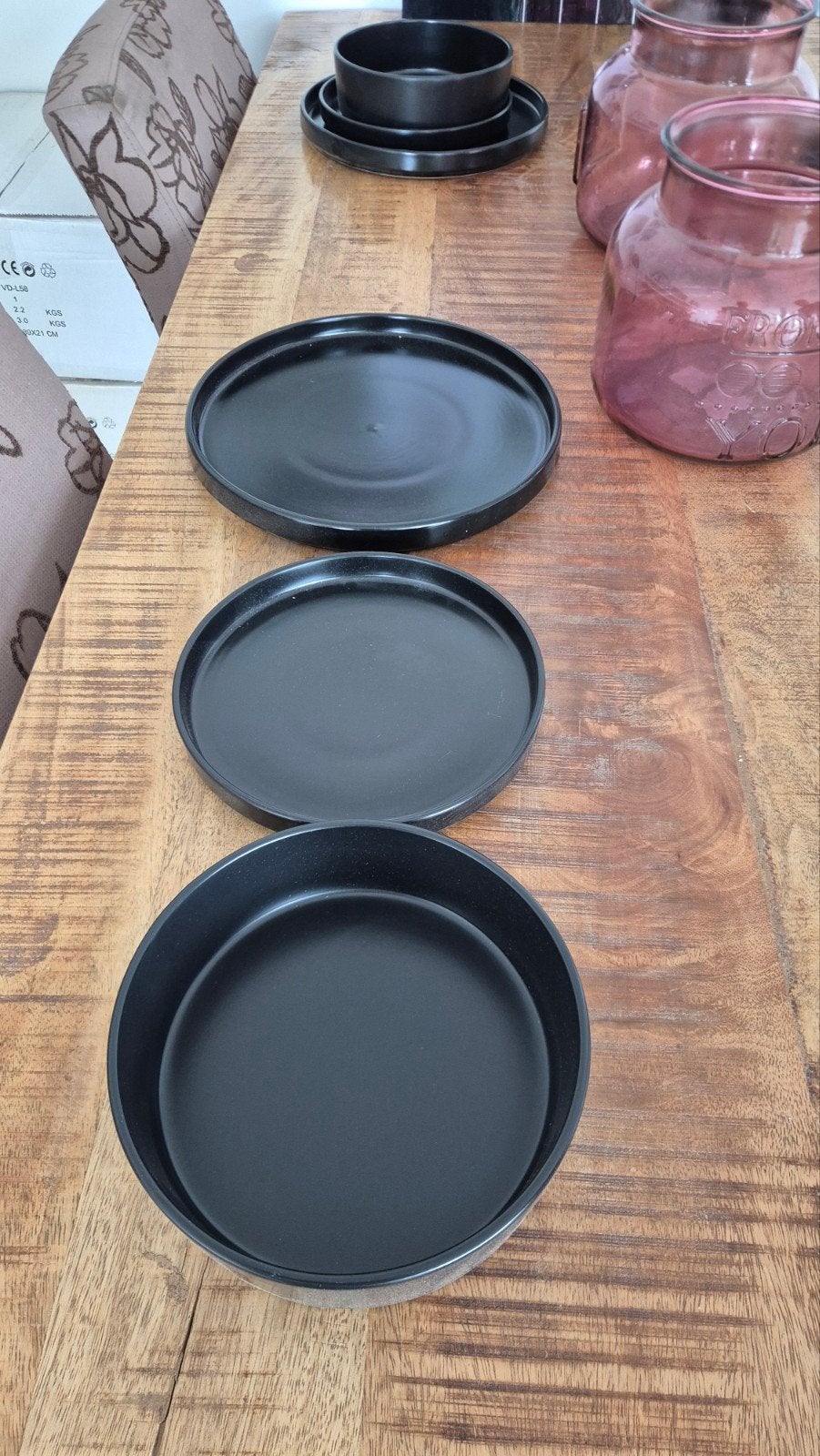 Borden set zwart 12-delig Home Creation, Ophalen, Nieuw, Aardewerk, Compleet servies