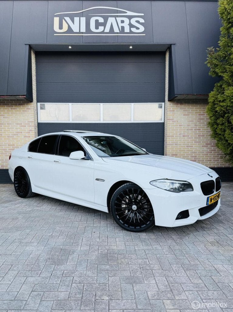 BMW 5-serie 535i Executive| M Pakket|Apple Car Play|Breyton, Euro 5, Achterwielaandrijving, Gebruikt, Wit