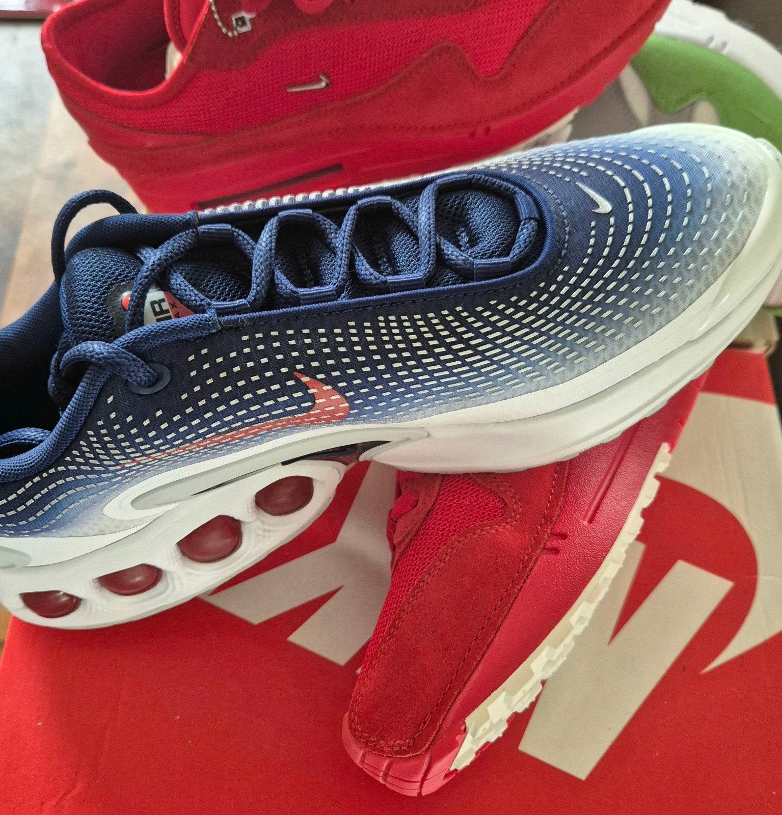3 stuks design sneakers uit collectie - Nu 50% korting!, Overige kleuren, Nieuw, Ophalen of Verzenden, Sneakers of Gympen