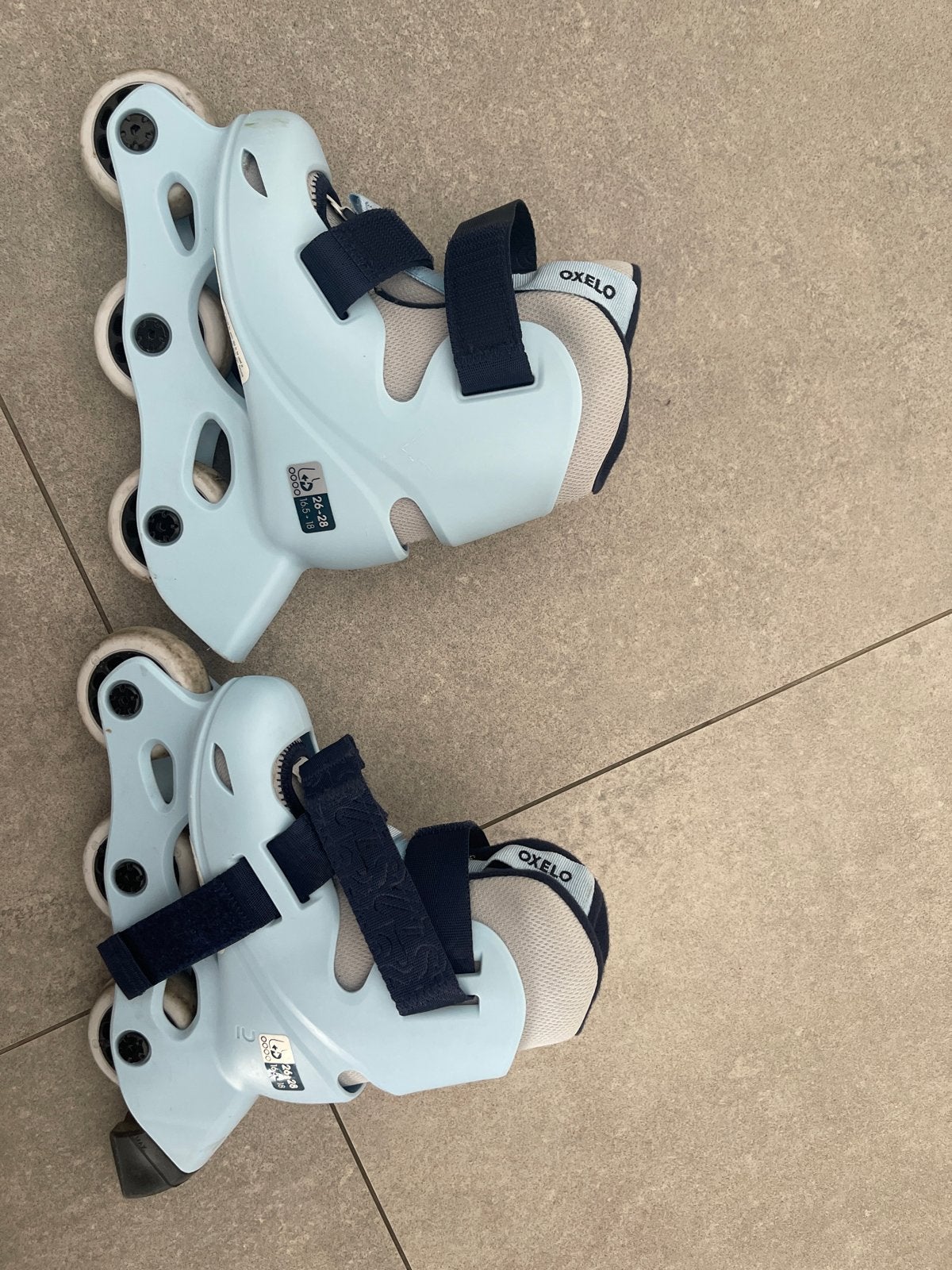 Skeelers Oxelo maat 26-28 - Zo goed als nieuw, Sport en Fitness, Skeelers, Verstelbaar, Kinderen, Zo goed als nieuw, Inline skates 4 wielen