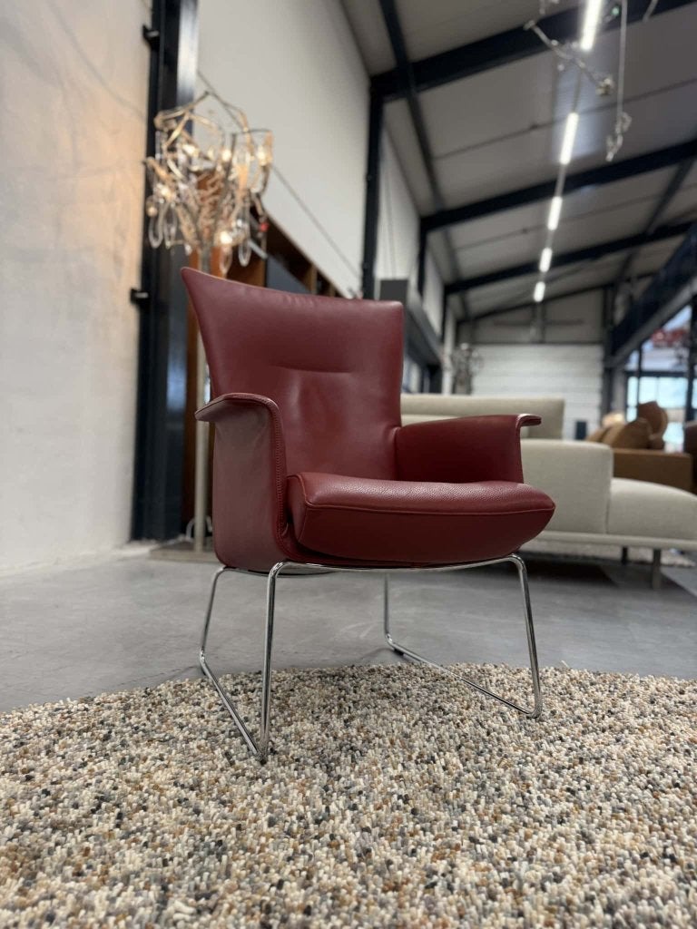 Als nieuw Jori Aida Fauteuil rood leer Design stoel, Jori, Ophalen of Verzenden, Zo goed als nieuw, 50 tot 75 cm