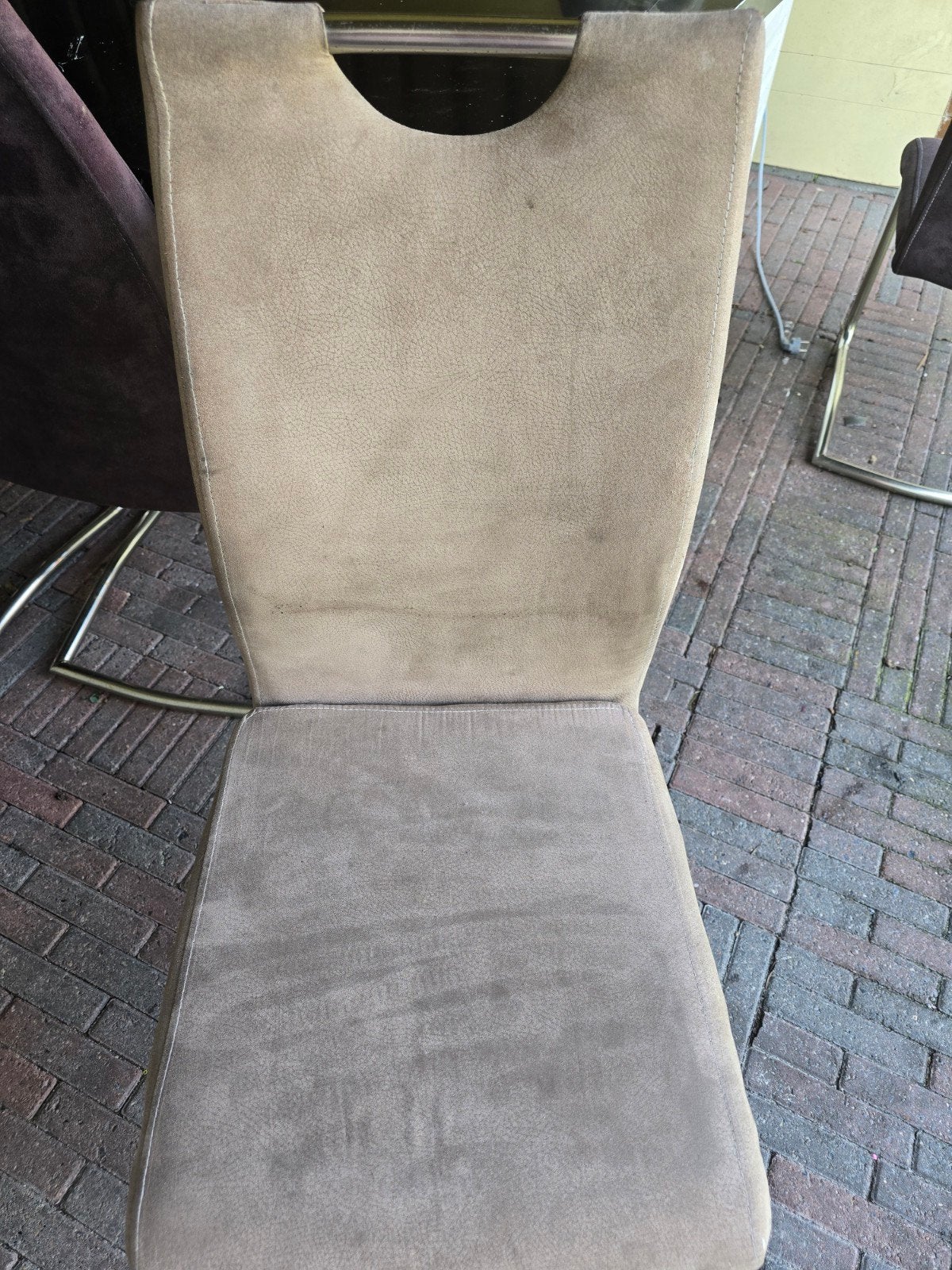 Gratis tafel en vier stoelen, Ophalen of Verzenden, Gebruikt, Zwart, Vier