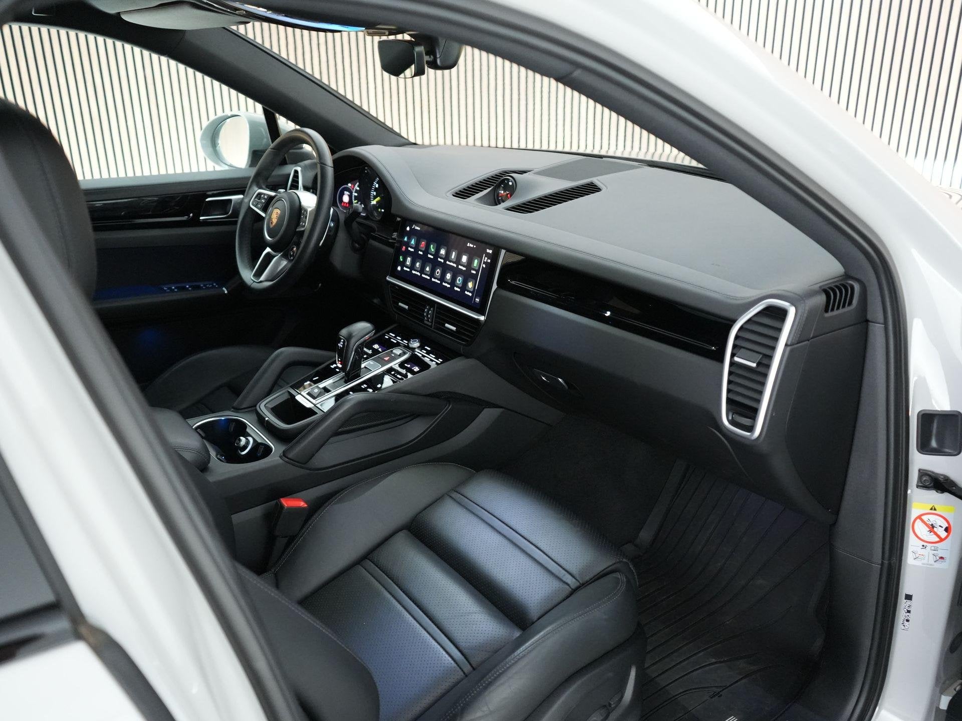 Porsche Cayenne 3.0 E-Hybrid |sportdesign|krijt|panoramadak|, Auto's, Automaat, Cayenne, Gebruikt, 2995 cc