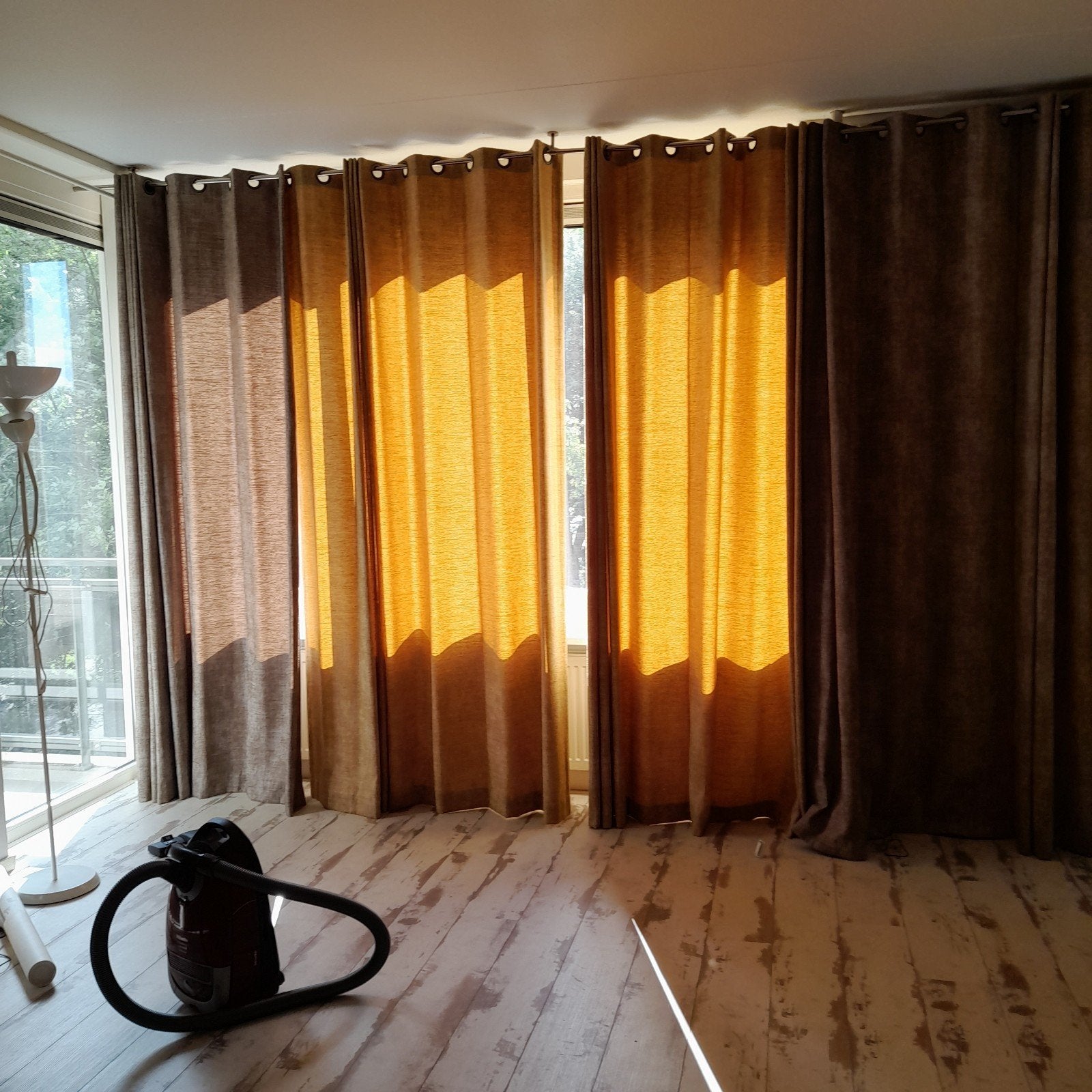 Overgordijnen van Zaria - Beige en Gelig met Ringen, Huis en Inrichting, Stoffering | Gordijnen en Lamellen, Met ringen, Overgordijn