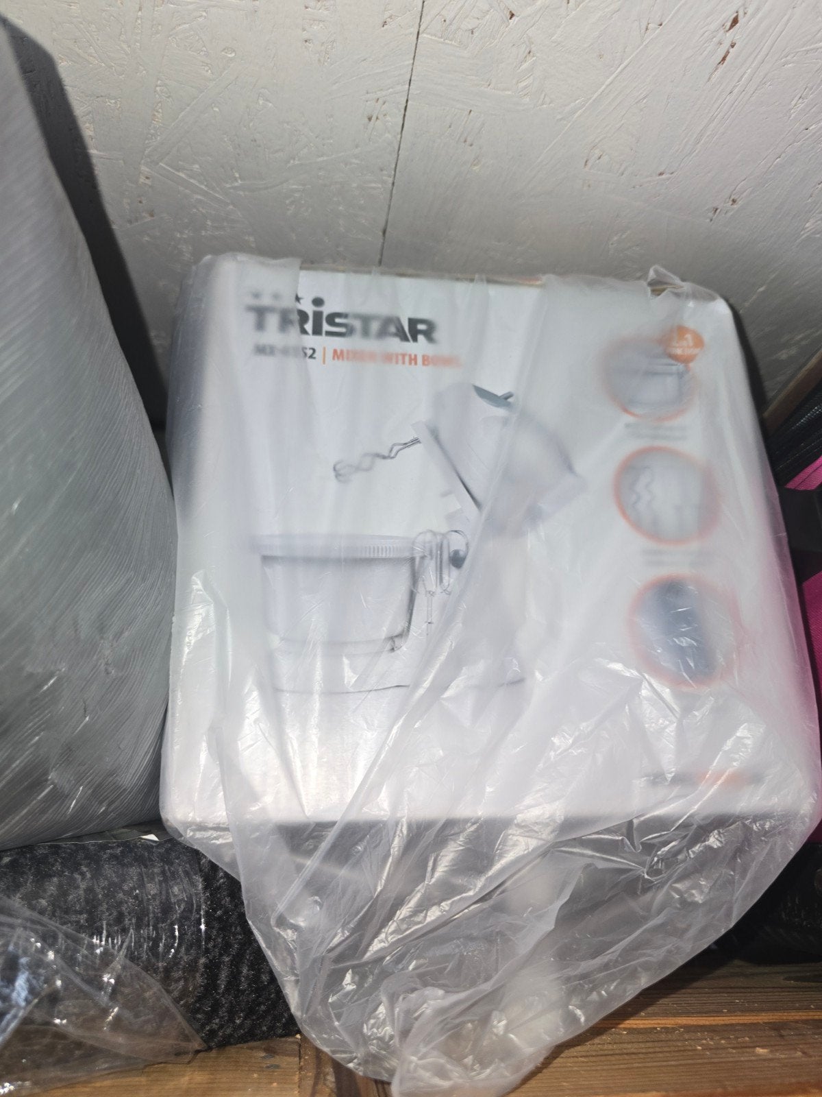 Tristar Mixer met Kom - Handbediening Mogelijk, 1x Gebruikt, Ophalen of Verzenden