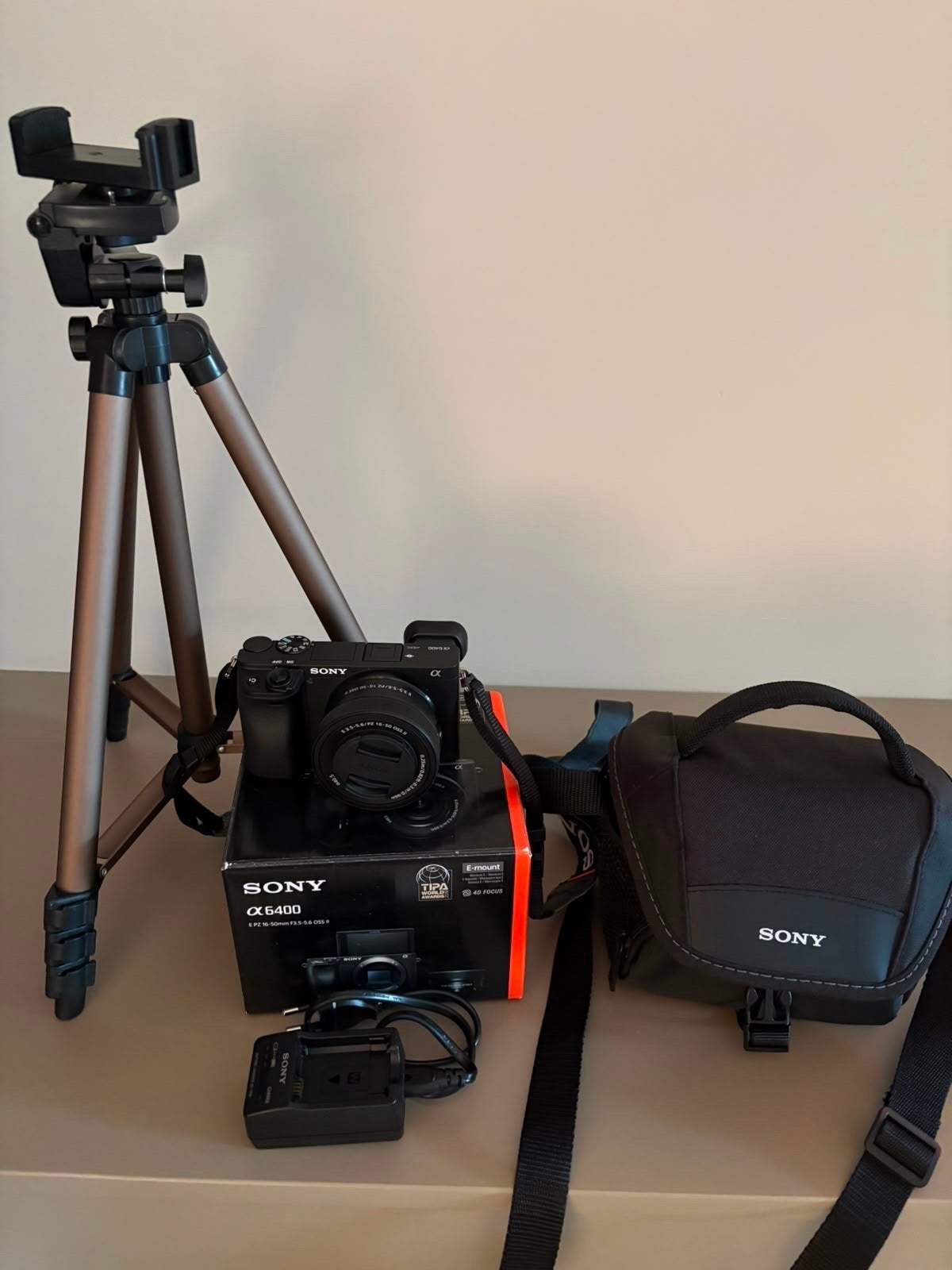 Sony A6400 systeemcamera met accessoires, Ophalen, Beeldstabilisatie, 4 t/m 7 keer, Sony