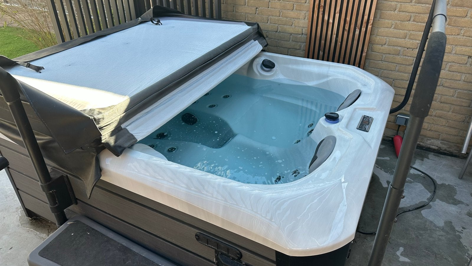 Platinum Spas Arizona Jacuzzi (2-3 personen), Tuin en Terras, Ophalen, Zo goed als nieuw, Afdekzeil, Vast