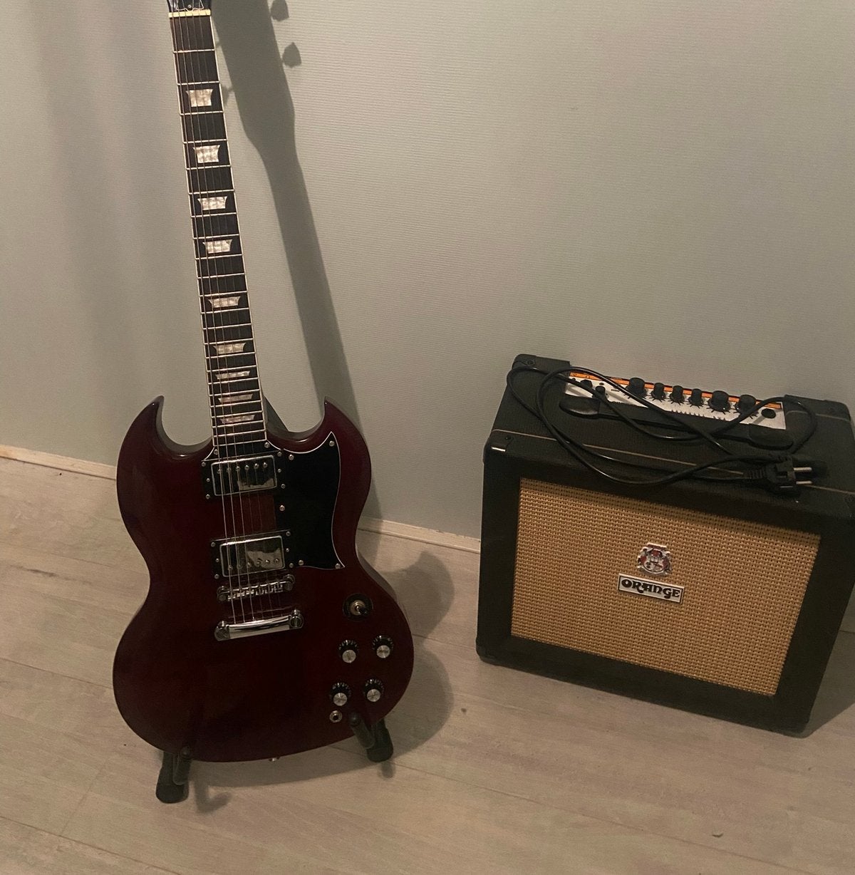 Sg Gitaar, Muziek en Instrumenten, Snaarinstrumenten | Gitaren | Elektrisch, Ophalen, Zo goed als nieuw, Solid body, Overige merken