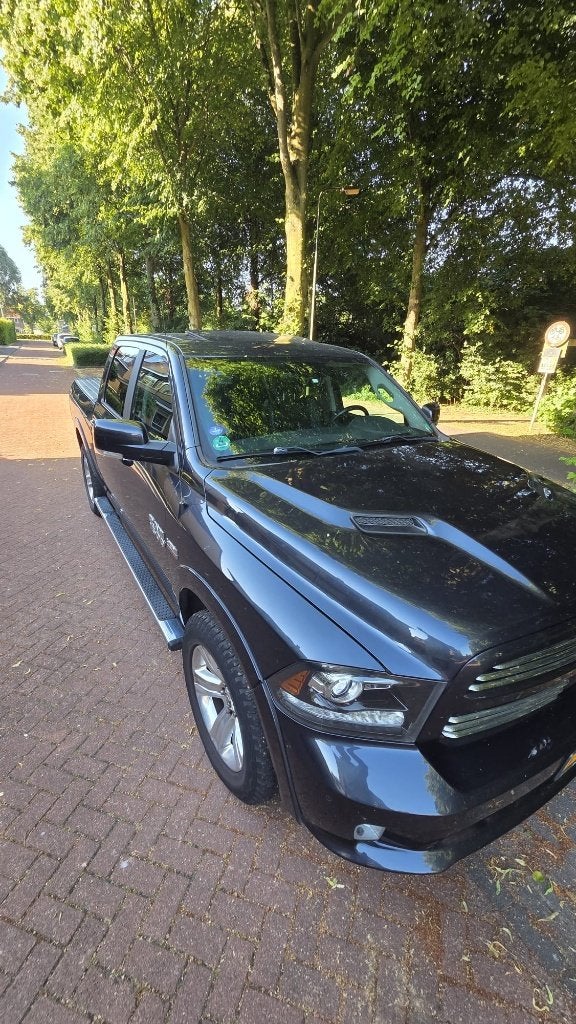 Dodge RAM Sport 2017 BTW lage bijtelling, Auto's, Automaat, 5654 cc, Bedrijf, Vierwielaandrijving