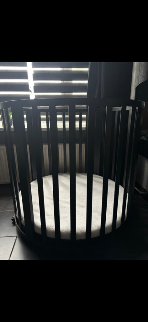ROND BOX ZWART puck  baby circa, Kinderen en Baby's, Boxen, Ophalen, Zo goed als nieuw