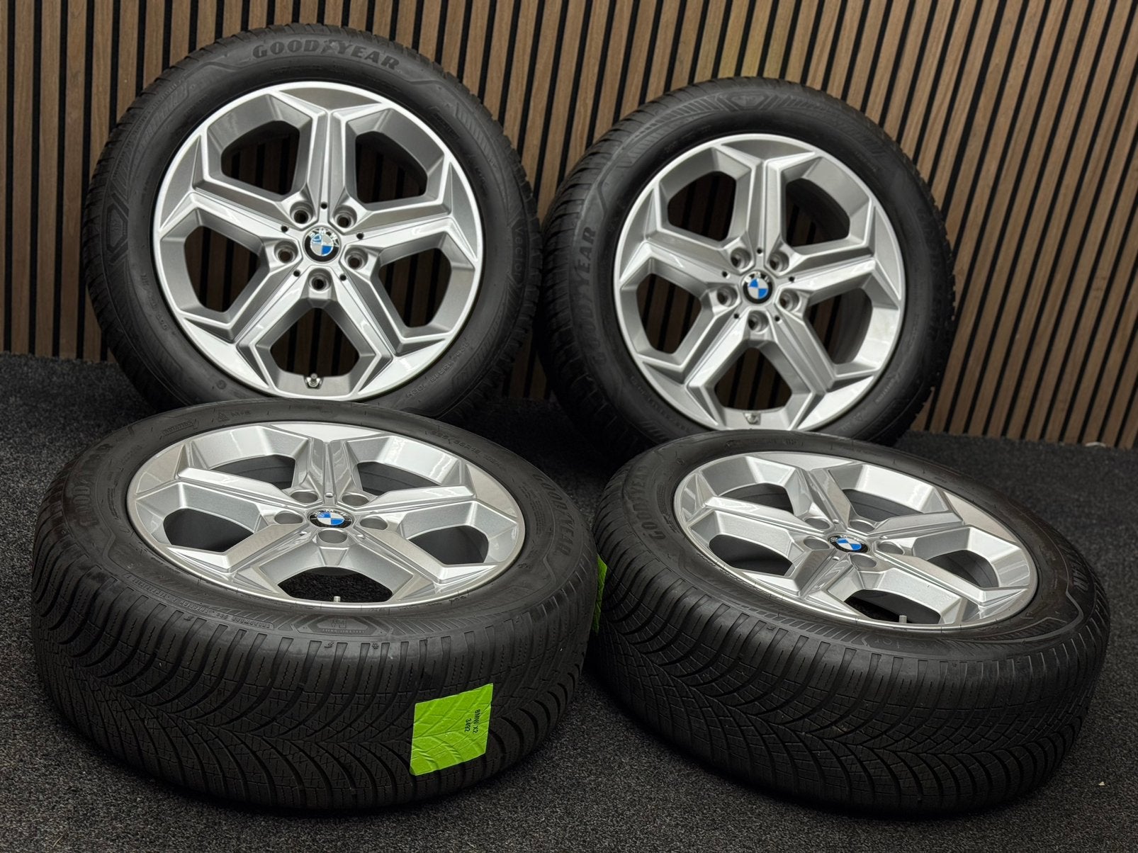 ALL SEASON! Originele 18 inch BMW X1 U11 X2 U10 865 5x112, Ophalen, 18 inch, ., Banden en Velgen