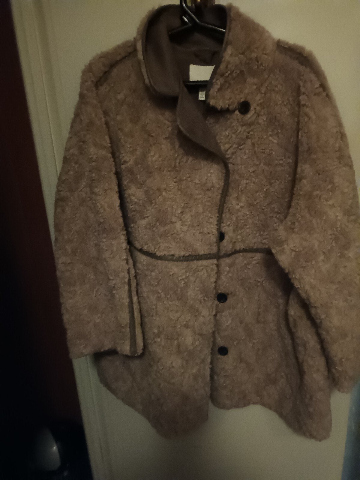 fluffy  jas beige. maat XXL.  H&M, Kleding | Dames, Ophalen, H&M, Beige, Maat 46/48 (XL) of groter