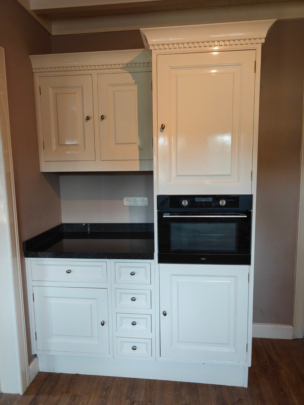 Landelijke keuken met Pelgrim oven en veel kastruimte, Ophalen
