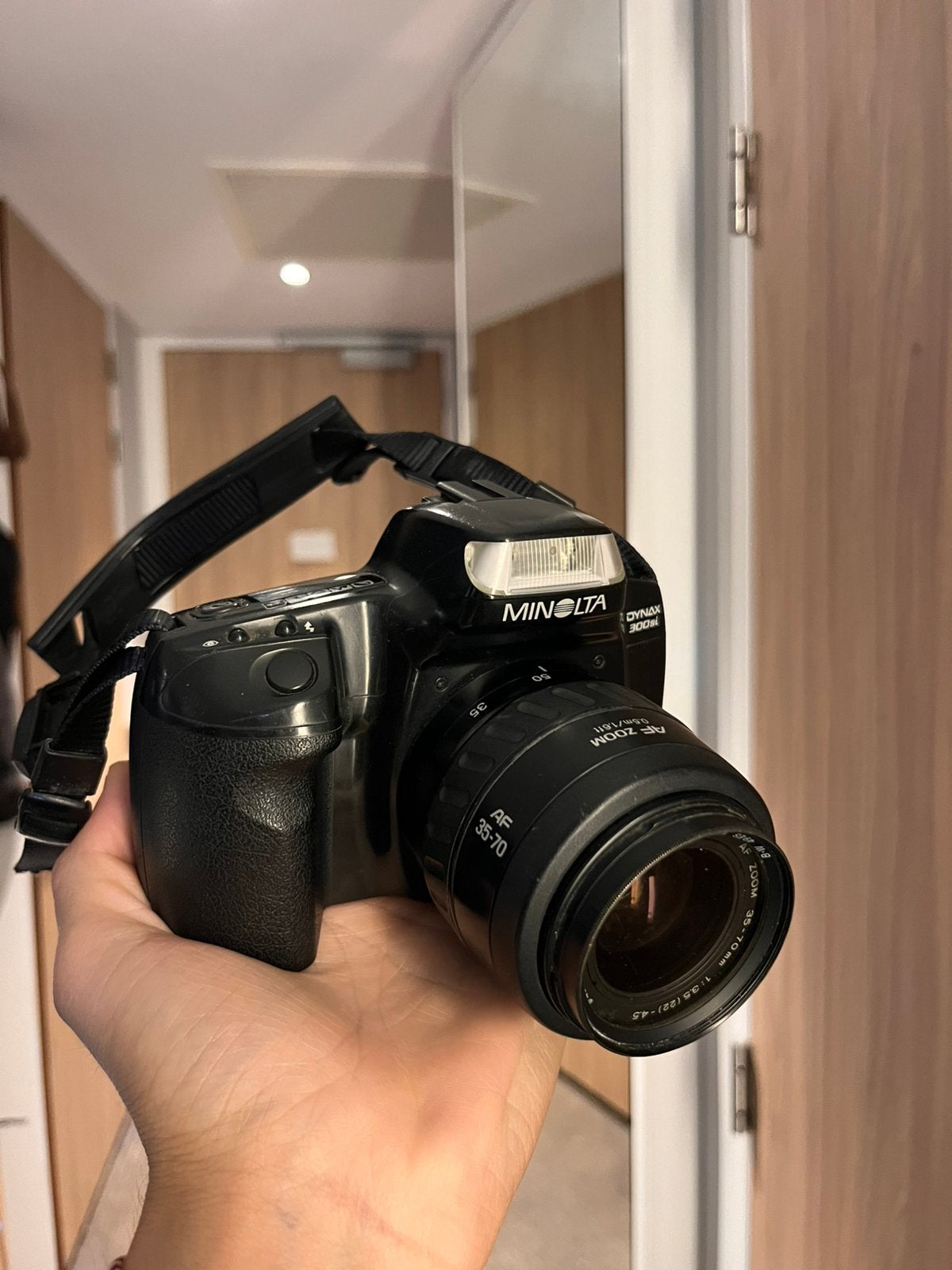 Minolta Dynax 300si 35mm SLR film camera., Audio, Tv en Foto, Fotocamera's Analoog, Verzenden, Gebruikt, Spiegelreflex, Minolta