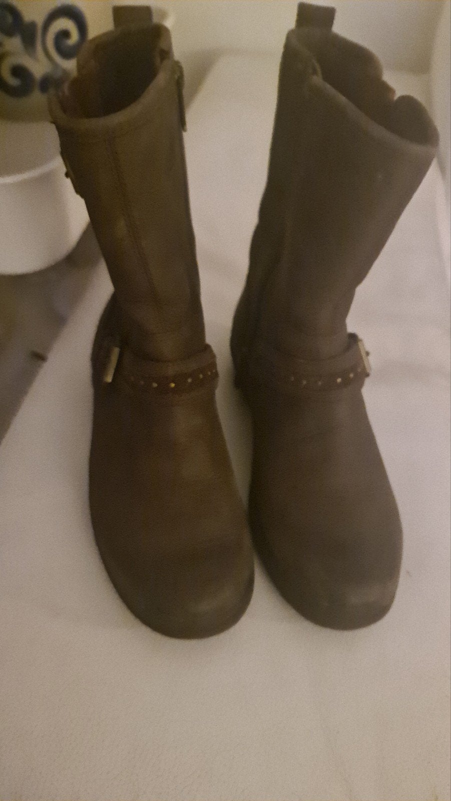 Ugg winterlaarzen - Waterproof en comfortabel, Bruin, Lage of Enkellaarzen, Ophalen of Verzenden, Gedragen