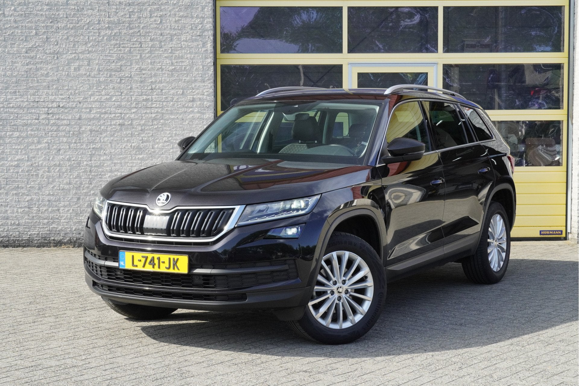 Skoda Kodiaq 1.5 TSI 150PK! Business Edition BJ2021 Lmv 18", Voorwielaandrijving, 4 cilinders, 150 pk, Leder en Stof