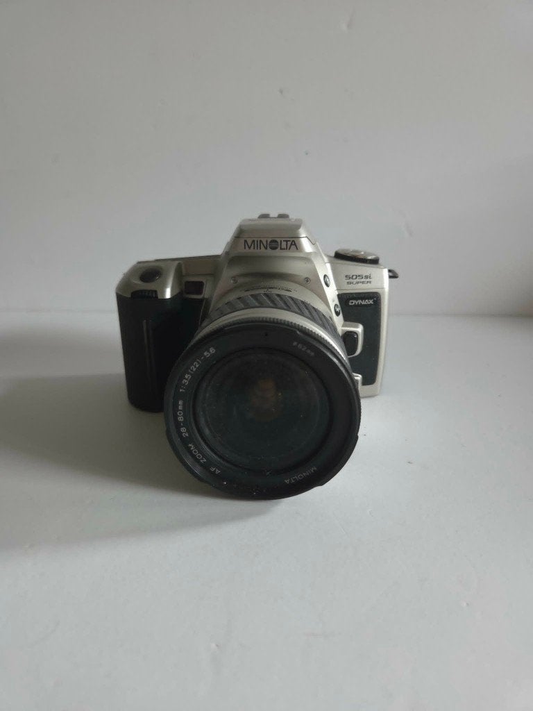 Minolta Dynax 505SI Super met Af Zoom 28-80mm Lens, Audio, Tv en Foto, Fotocamera's Analoog, Ophalen of Verzenden, Zo goed als nieuw